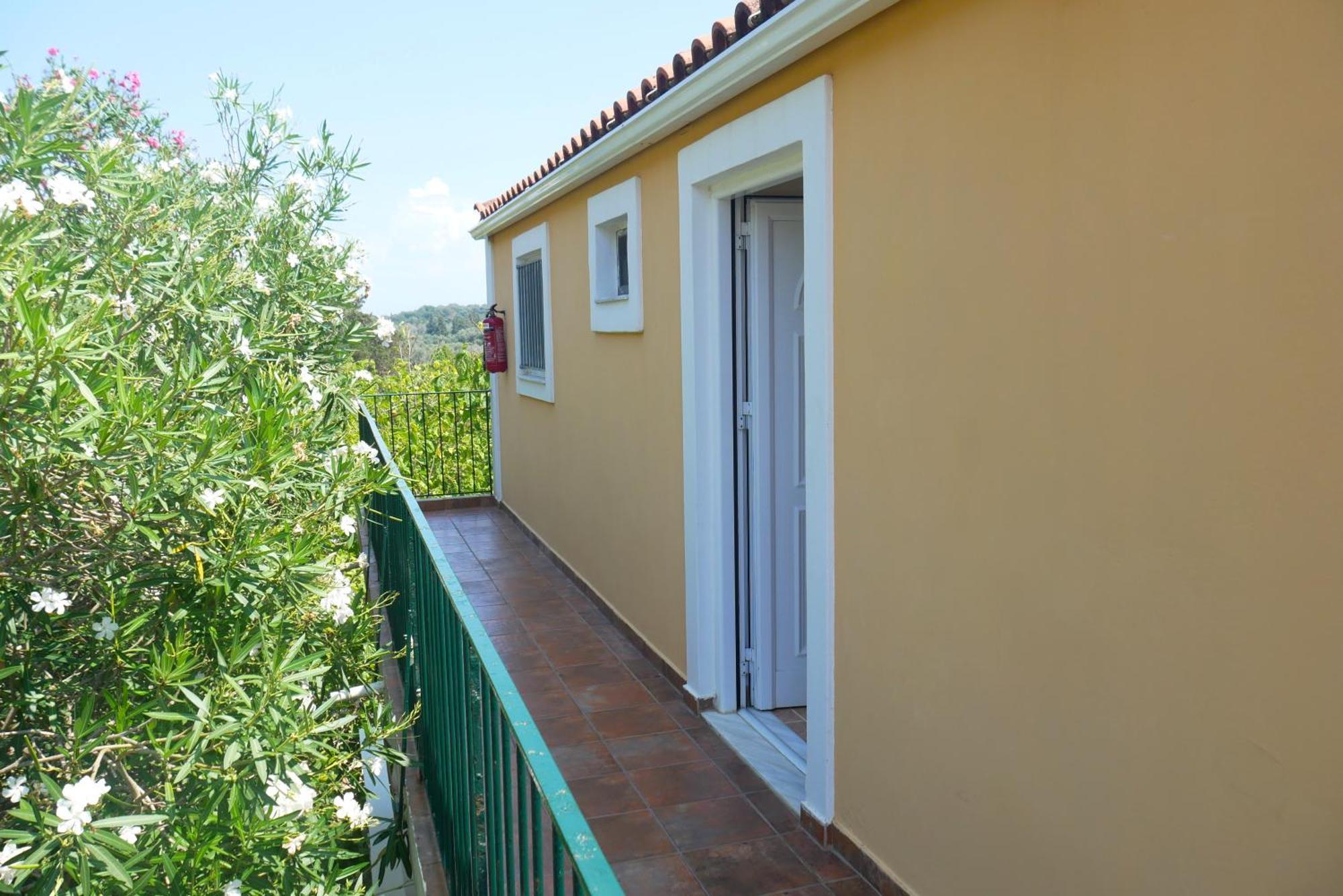 Vitaládes Villa Vania Gardenos מראה חיצוני תמונה