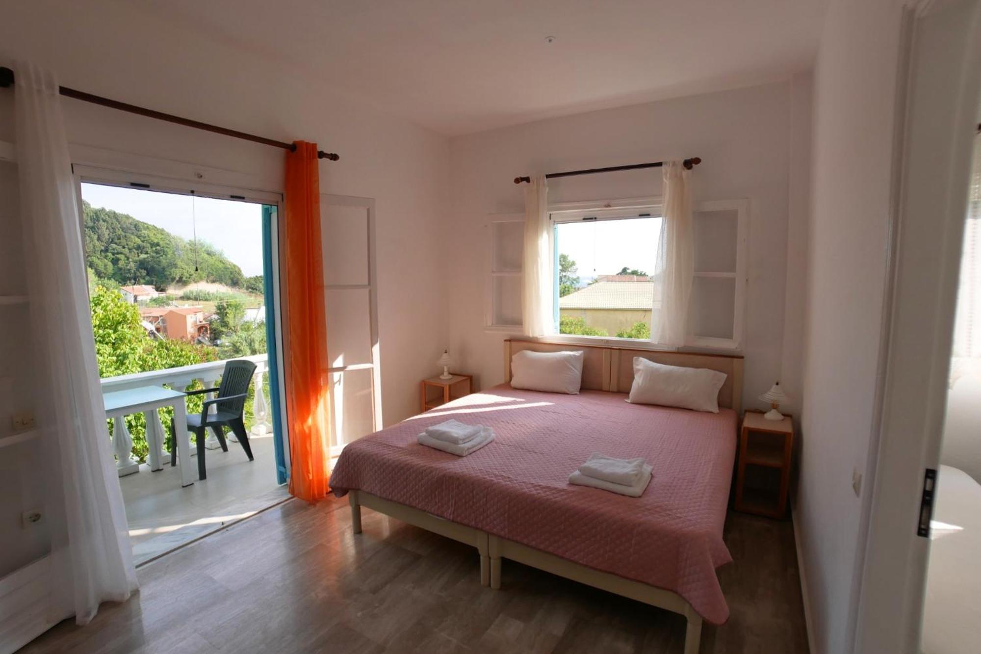 Vitaládes Villa Vania Gardenos מראה חיצוני תמונה