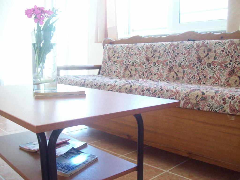 Vitaládes Villa Vania Gardenos מראה חיצוני תמונה